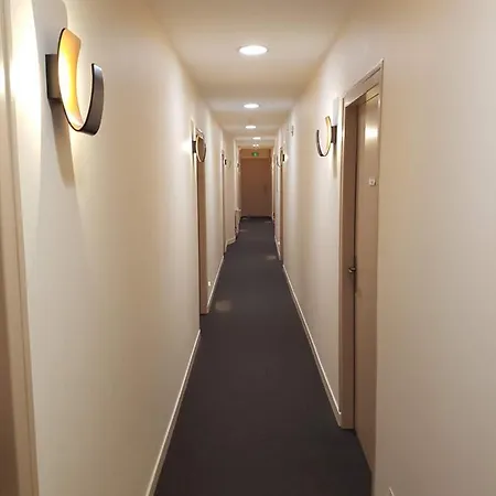 Hotel Les Chants D'ailes - Face