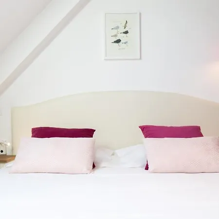 Les Chants D'ailes - Face Hotel 3*