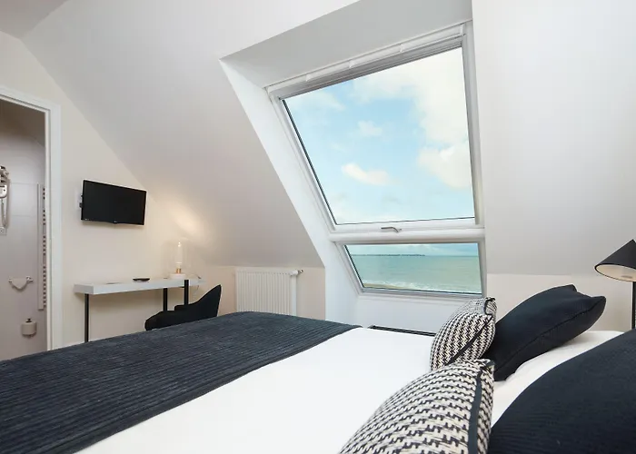 Les Chants D'ailes - Face Hotel La Turballe