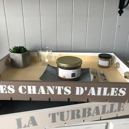 Отель Les Chants D'ailes - Face 3*