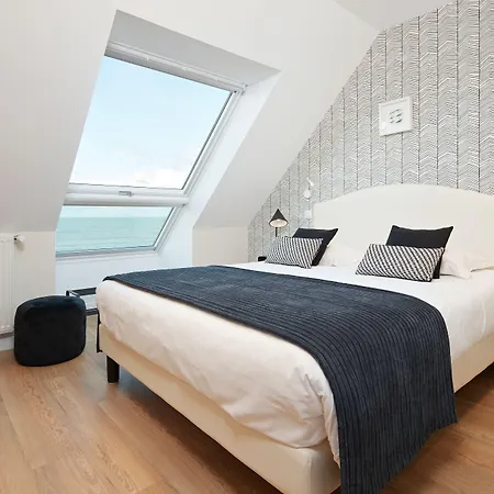 Hotel Les Chants D'Ailes - Hotel Face Mer 3*