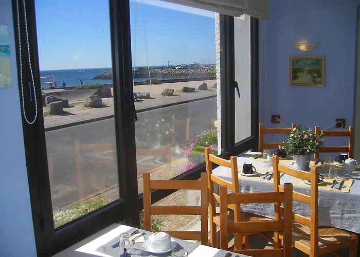 Hotel Les Chants D'Ailes - Hotel Face Mer 3*